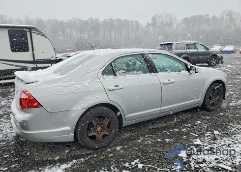 2010 Ford Fusion z USA, uszkodzony, nr VIN 3FAHP0HA1AR307311